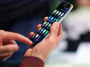 Samsung mobile business in India grew by over 20% by value during the first half of 2022, due to strong sales of its S-series phones and increased penetration of its users.